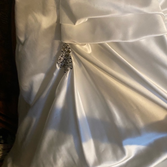 PLUS SIZE WEDDING DRESS - Picture 3 of 8